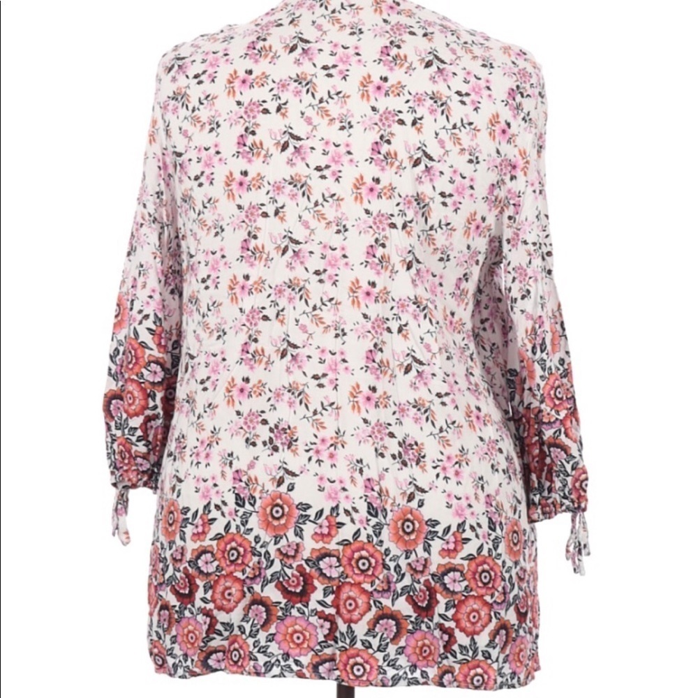 Weekend by Suzanne Betro pls size 2X floral top - Picture 5 of 8